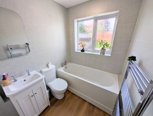 Photo 26- click for photo gallery